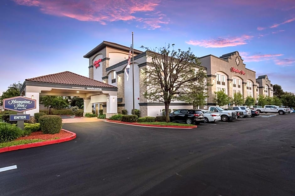 Hampton Inn By Hilton Oakland-Hayward