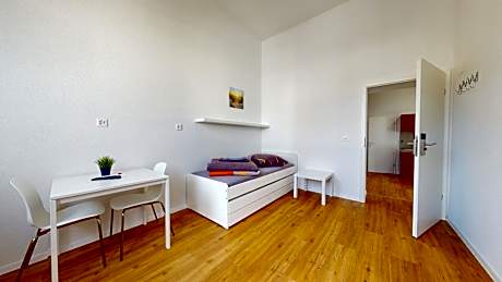 Economy Single Room with Shared Bathroom