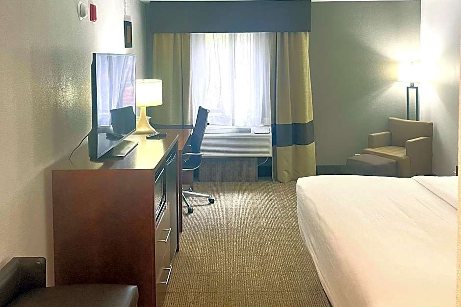 Comfort Inn & Suites Jackson North