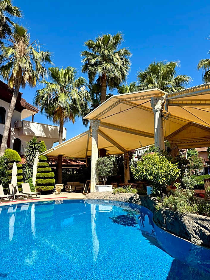 Mitos Apartments