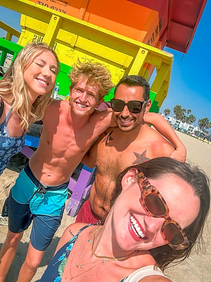 ITH Surf City Hostel Hermosa Beach