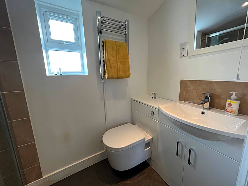 The Ship Inn - Self Catering Accommodation