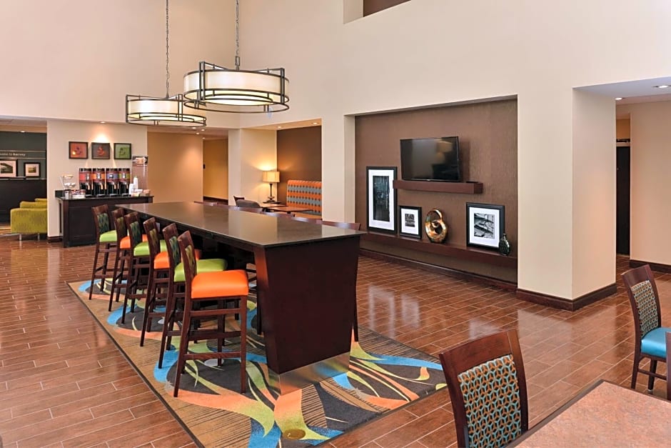 Hampton Inn By Hilton & Suites Harvey