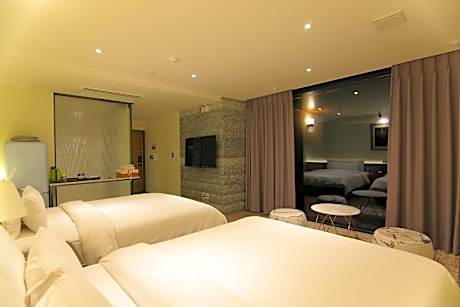 Royal Terrace Suite, 1 Bedroom Presidential Suite, 1 King