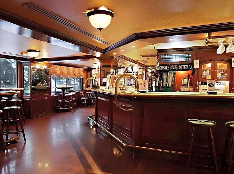 Merdeka Palace Hotel & Suites