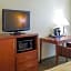 Country Inn & Suites by Radisson, Mishawaka, IN