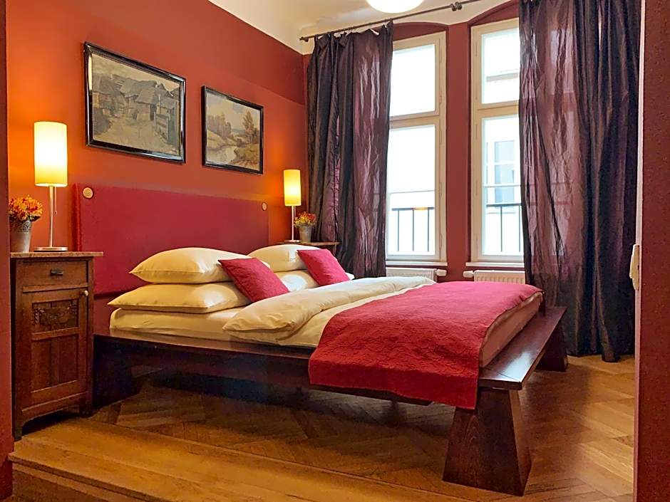 Small Luxury Palace Residence