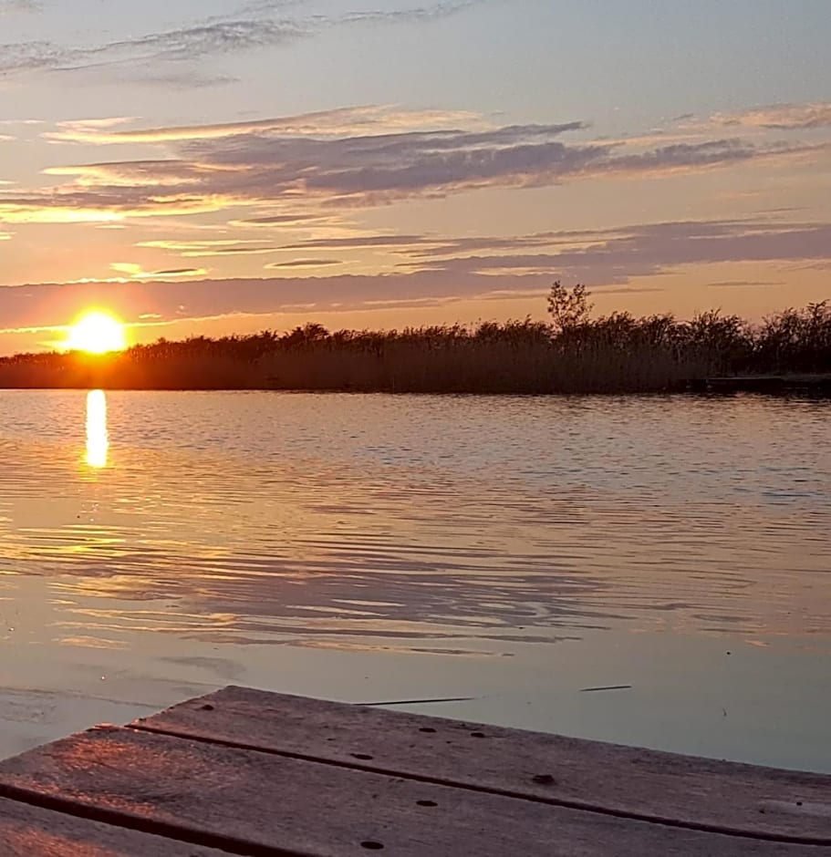 Lakeside Fishing Lodges