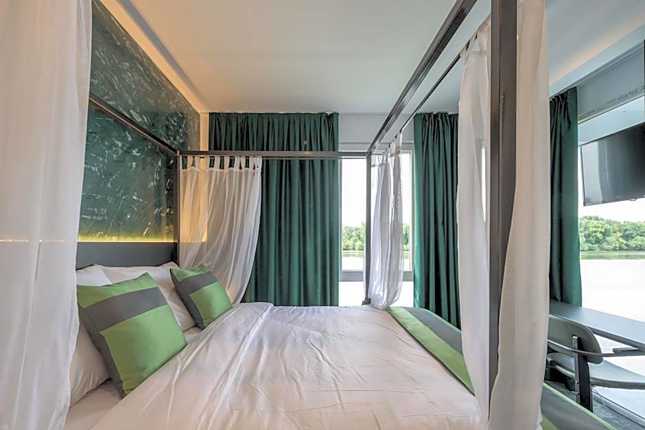Joy 5 Hotel & SPA