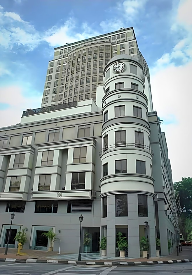 Merdeka Palace Hotel & Suites