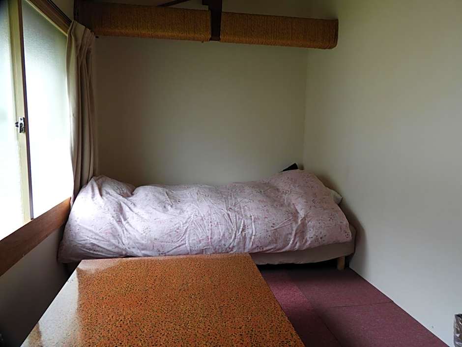 Hunter Lodge