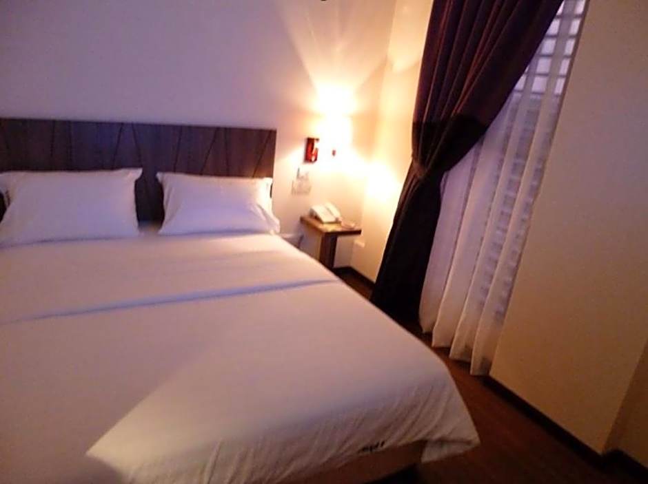 9 Square Hotel Bangi
