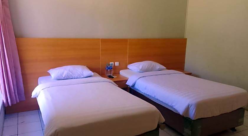 Royal Kencana Hotel powered by Cocotel