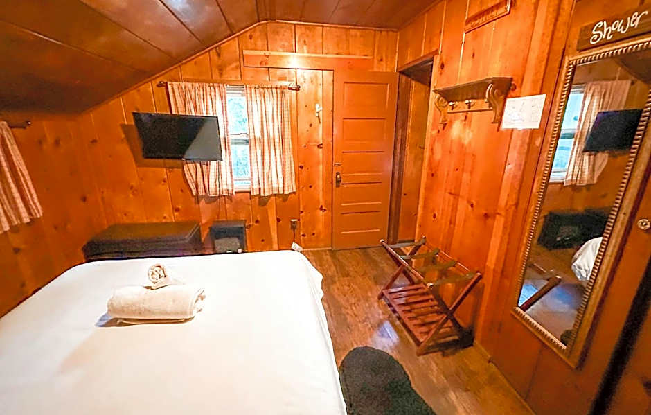 ITH Big Bear Lake Hostel & Retreat Center