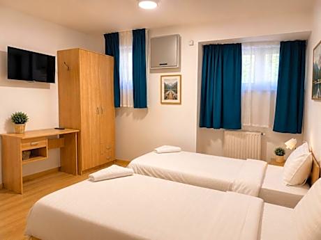 Twin Room with Shared Bathroom