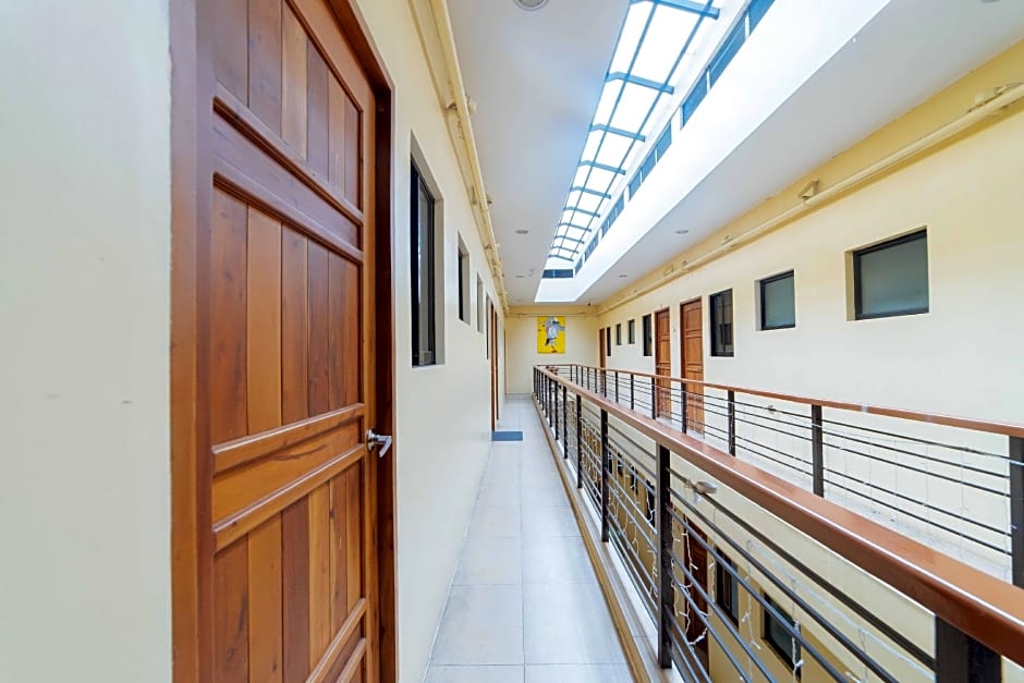 Reddoorz near New Government Center