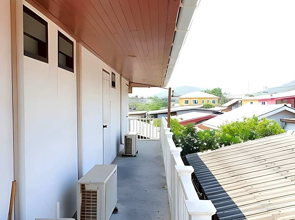 Sea beach Koh Larn 2 Hotel