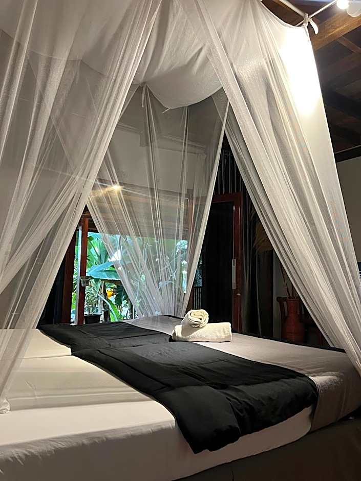 Air Manis Hillside Villa Cafe & Resto