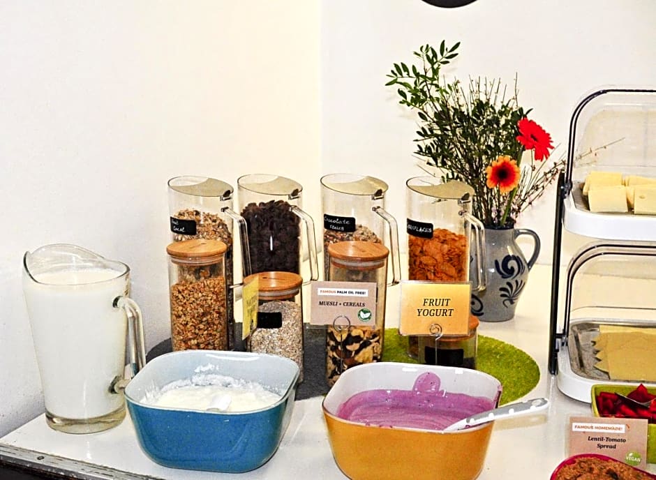 Five Elements Hostel