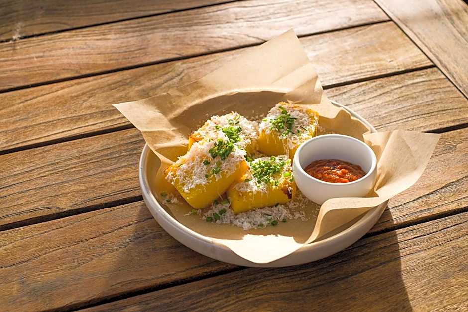 Chateau Marlborough Hotel