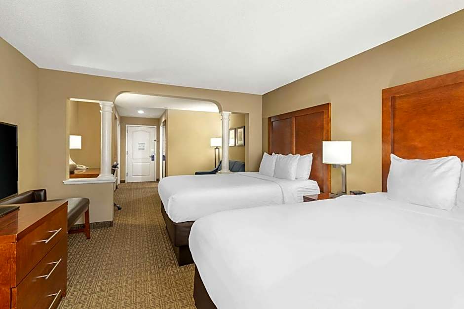 Comfort Inn & Suites
