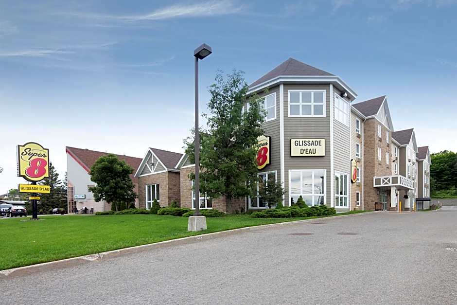 Super 8 by Wyndham Quebec City