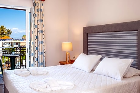 Standard  Room with Pool View