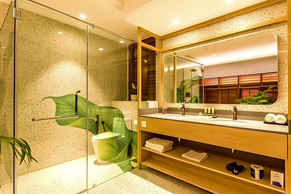 Tien Terrace Macalister