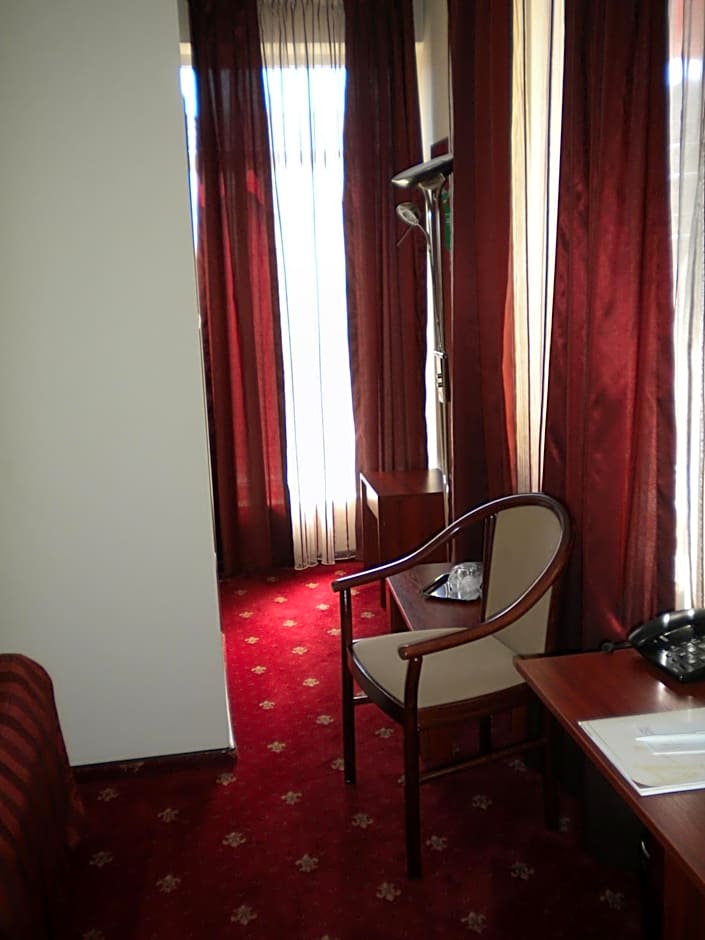 Hotel Ary
