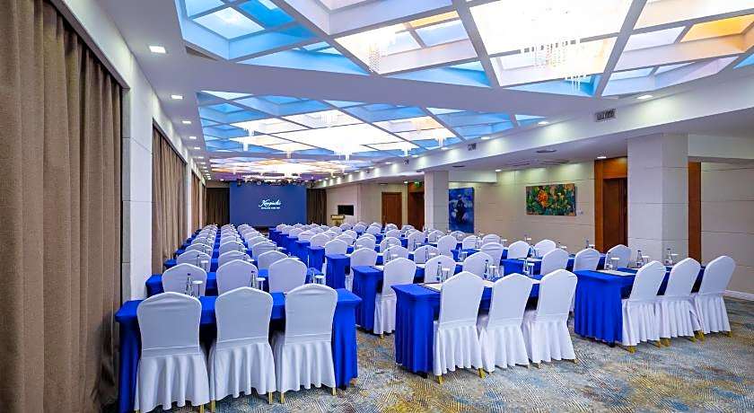 Kempinski Hotel Khan Palace