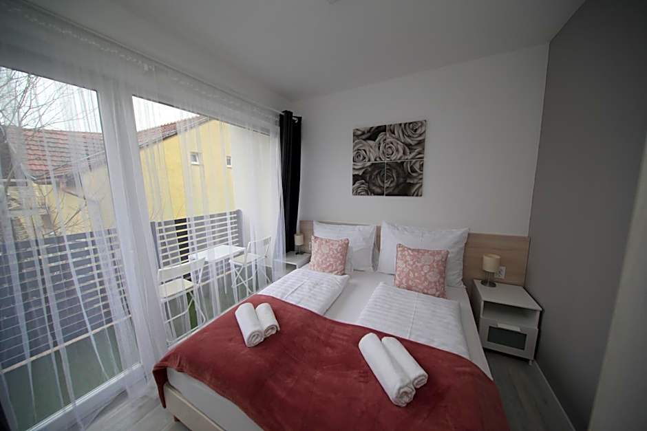 ****Heviz Springs Apartments