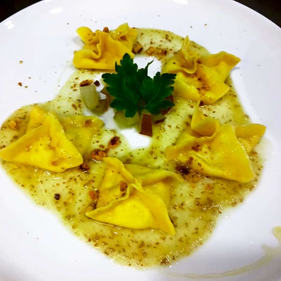 VILLA EVELINA Bad And Breakfast Home Restaurant Gurmet