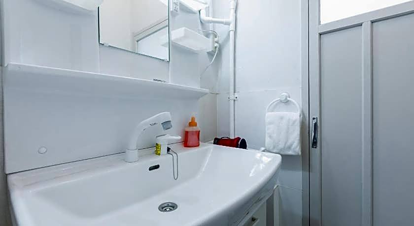Almas Guest House