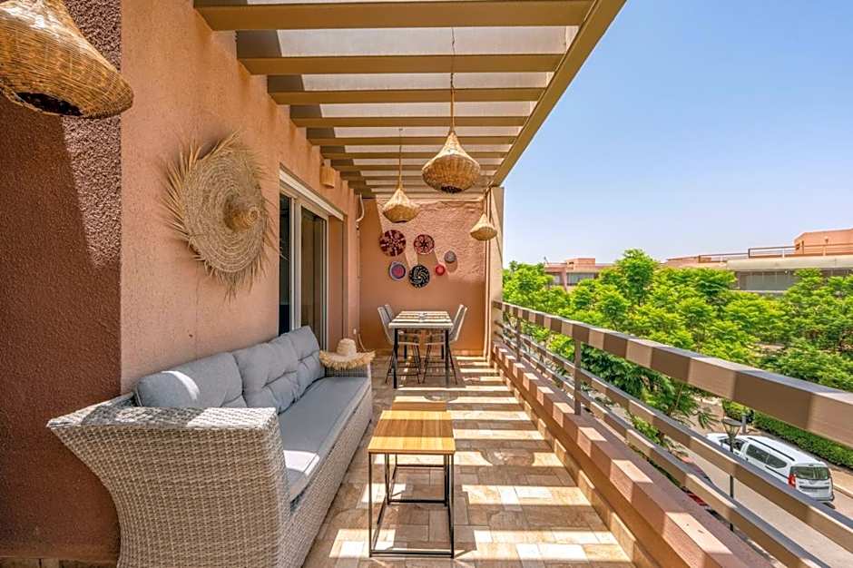 Modern 2BR Apartment with Pool & Secure Parking in Marrakech