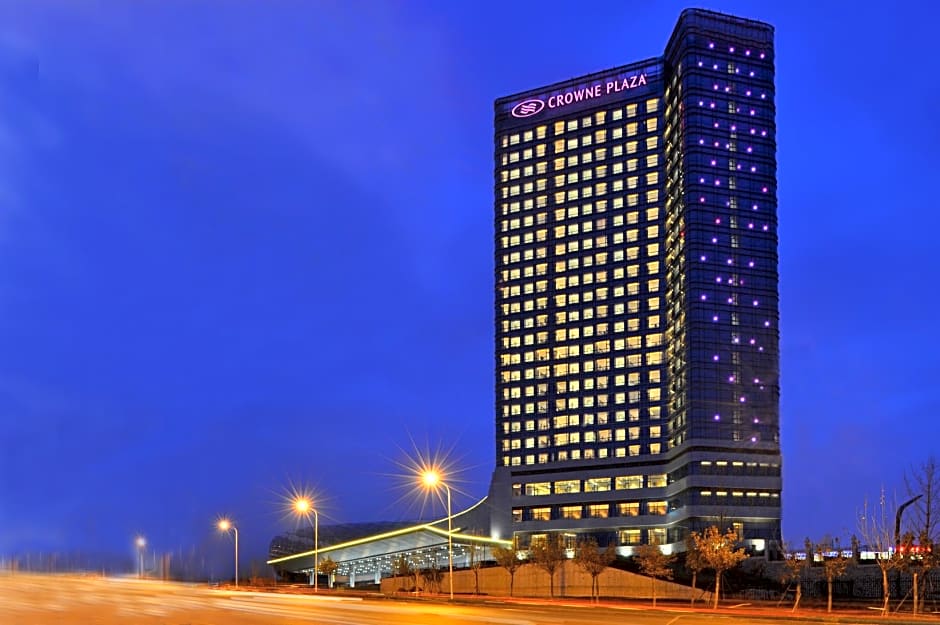Crowne Plaza Dalian Sports Center by IHG