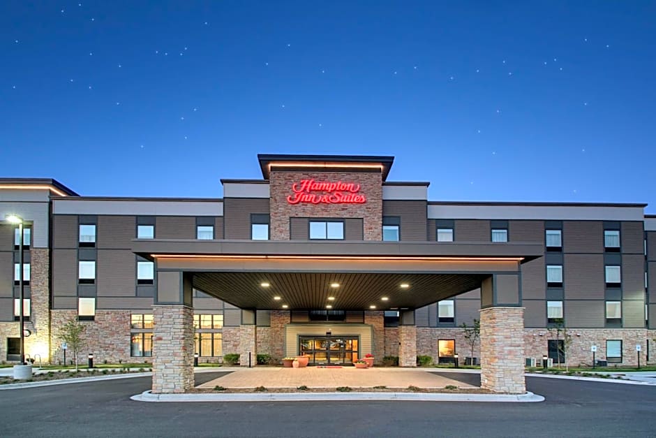 Hampton Inn By Hilton & Suites Milwaukee West