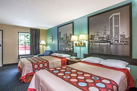2 Double Beds Smoking