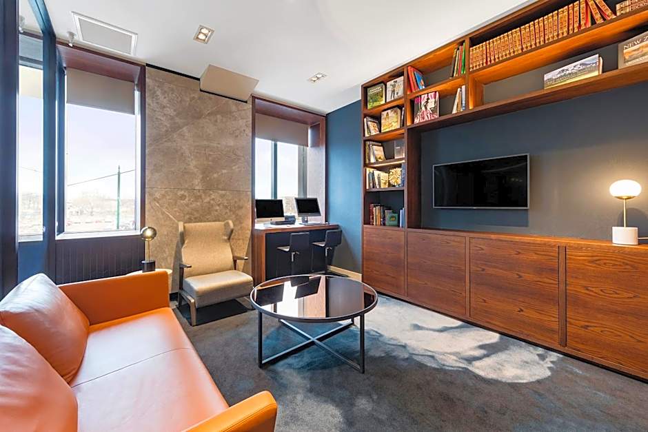 Crowne Plaza Christchurch By IHG