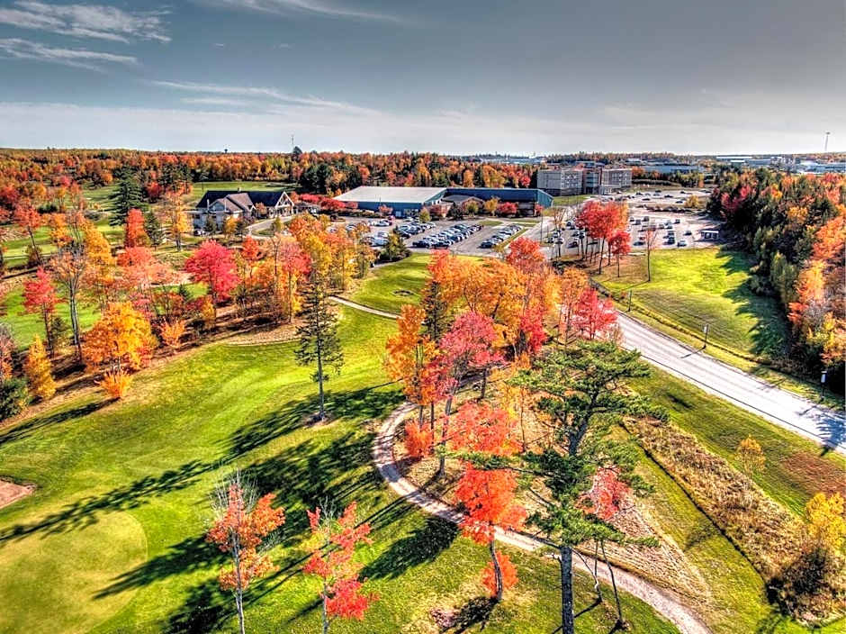 Radisson Kingswood Hotel & Suites, Fredericton, NB 