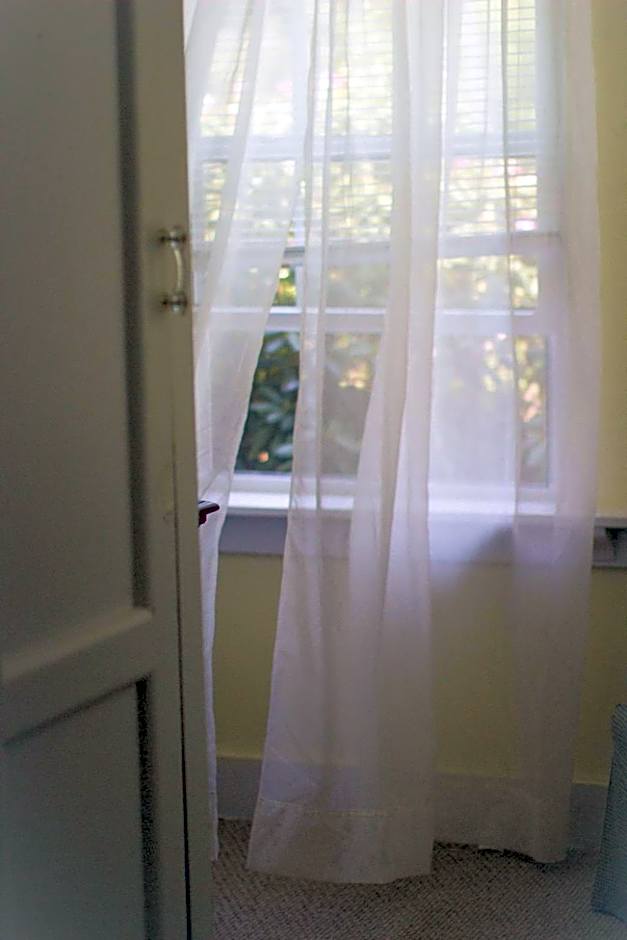 Historic White Blossom House