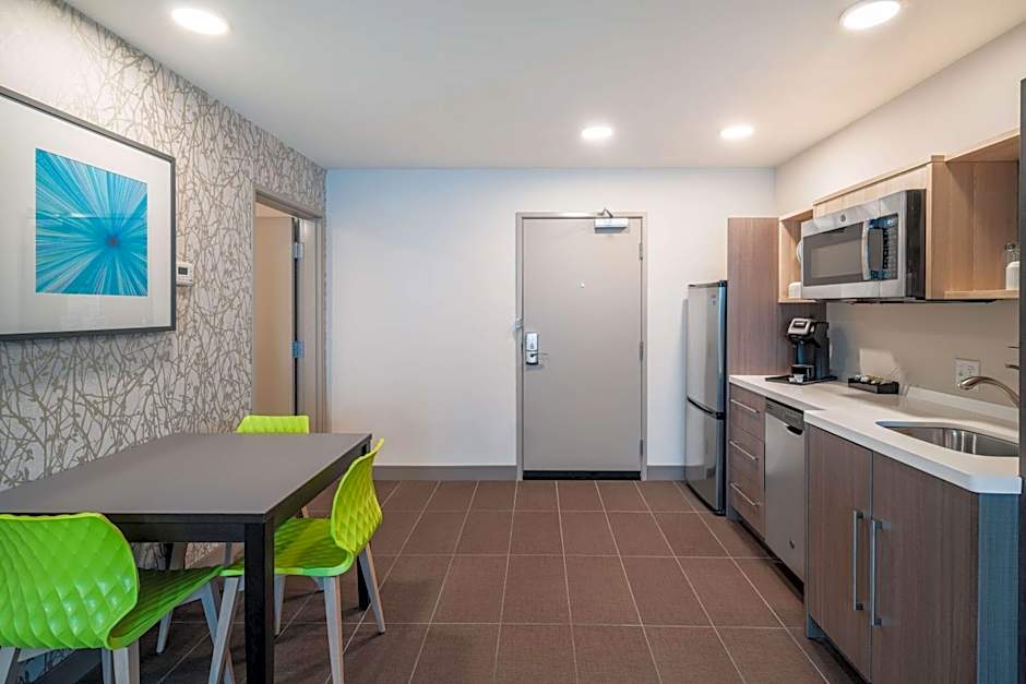 Home2 Suites by Hilton Brunswick, GA