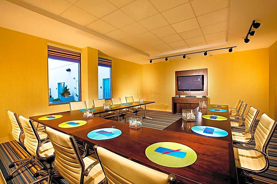Aloft Mount Laurel
