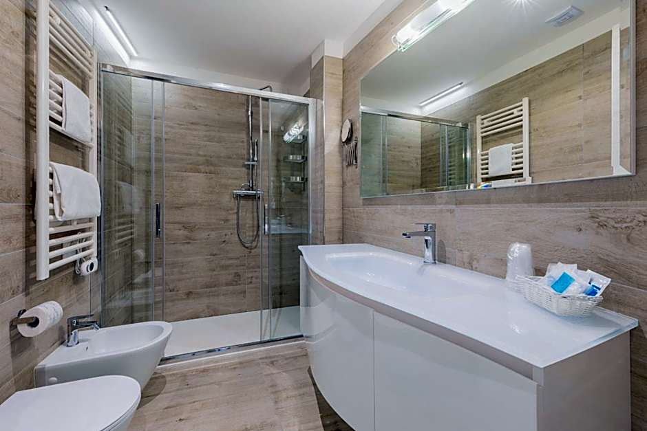 Marina Suites & Apartments 4 stelle S