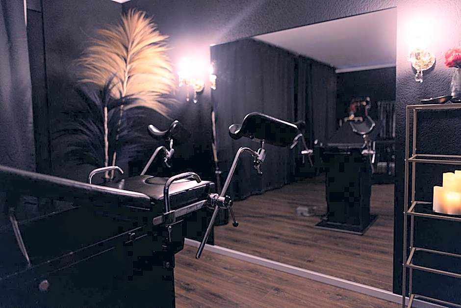 Erwachsenenhotel BDSM Apartment Hotel Emotion Apartments mit privater Sauna