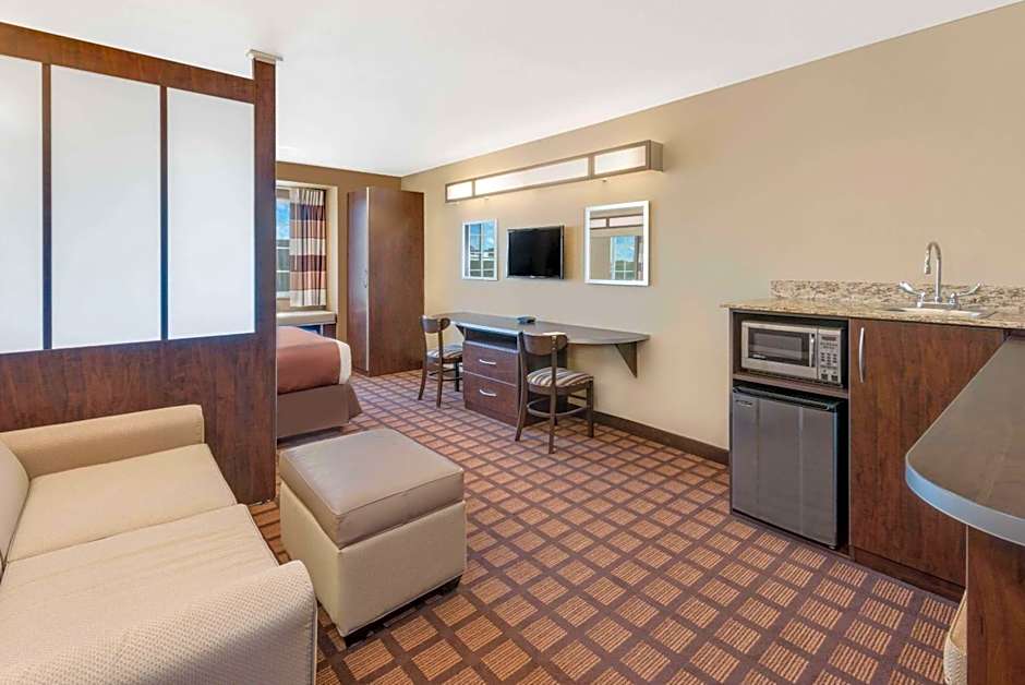 Microtel Inn & Suites by Wyndham Midland