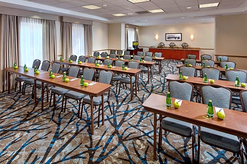 Hilton Garden Inn Portland/Lake Oswego