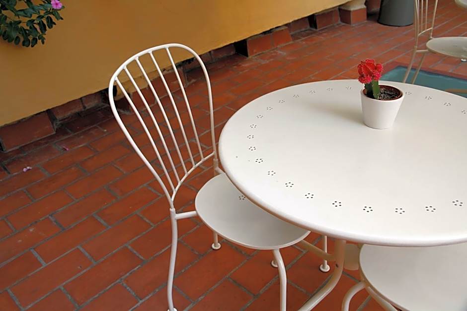 BCN Home Guest House