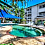Cairns Reef Apartments & Motel