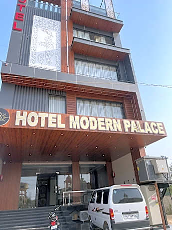 Hotel Modern Palace 