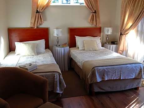 Double or Twin Room with Shower